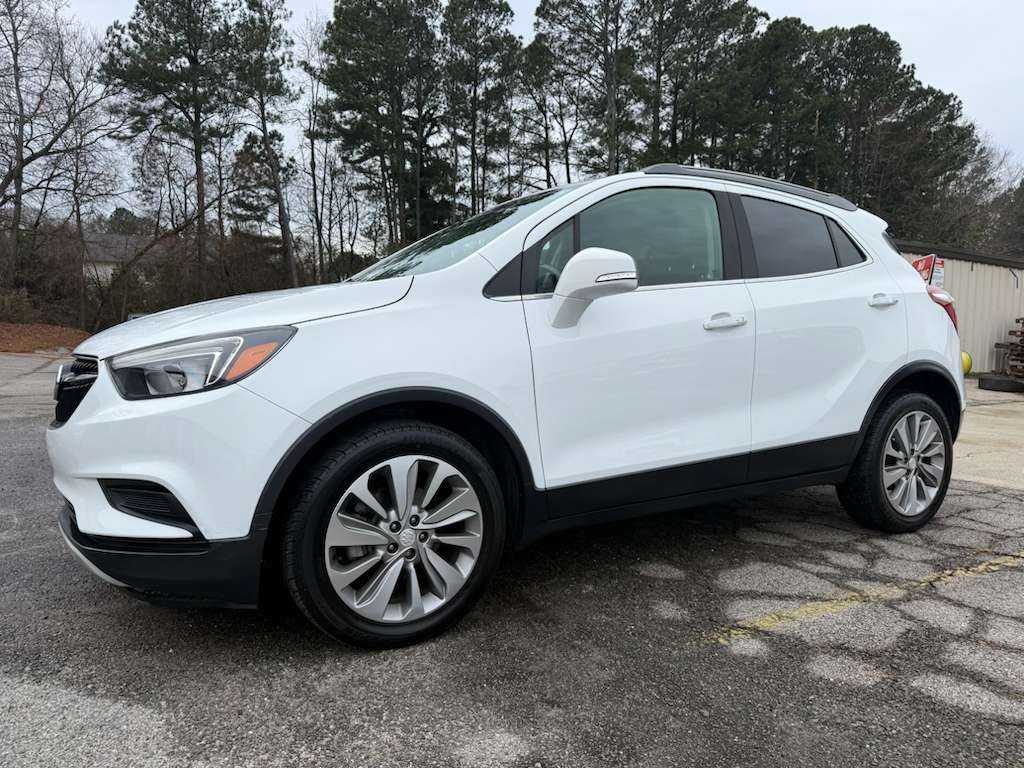 2019 Buick Encore Preferred's photo