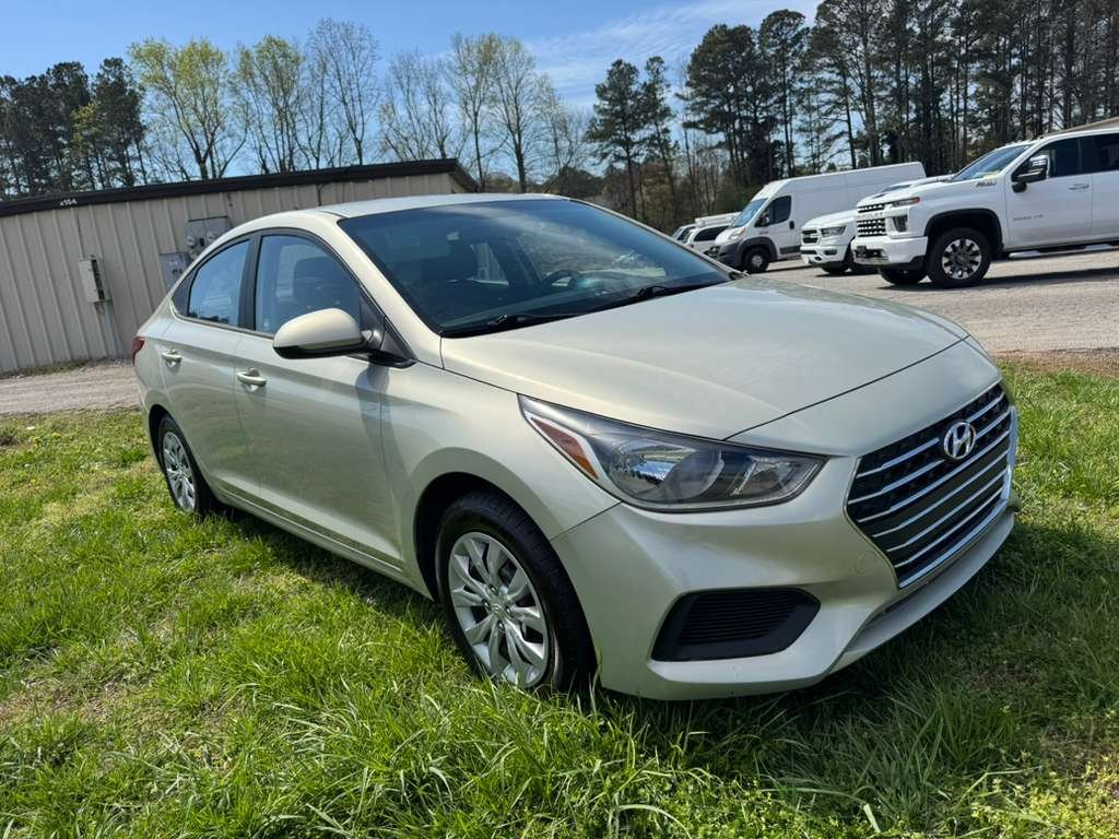 2019 Hyundai Accent SE