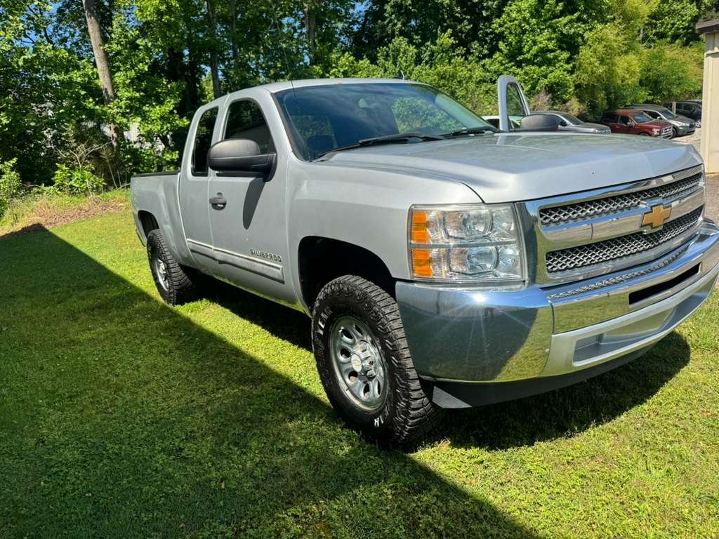 2013 Chevrolet Silverado 1500 LT 4X4 Crew Cab's photo