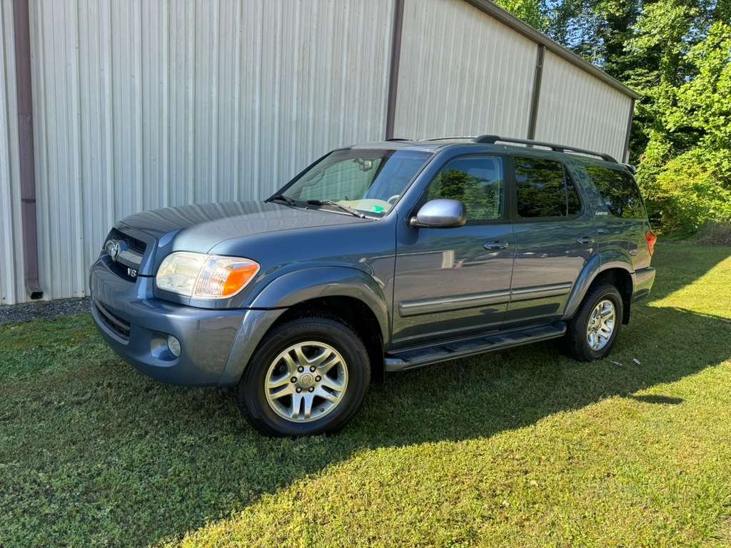 2005 Toyota Sequoia Limited 4x4's photo