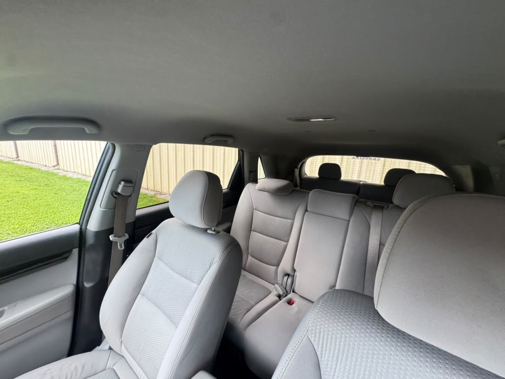 2011 Kia Sorento LX - Photo 9