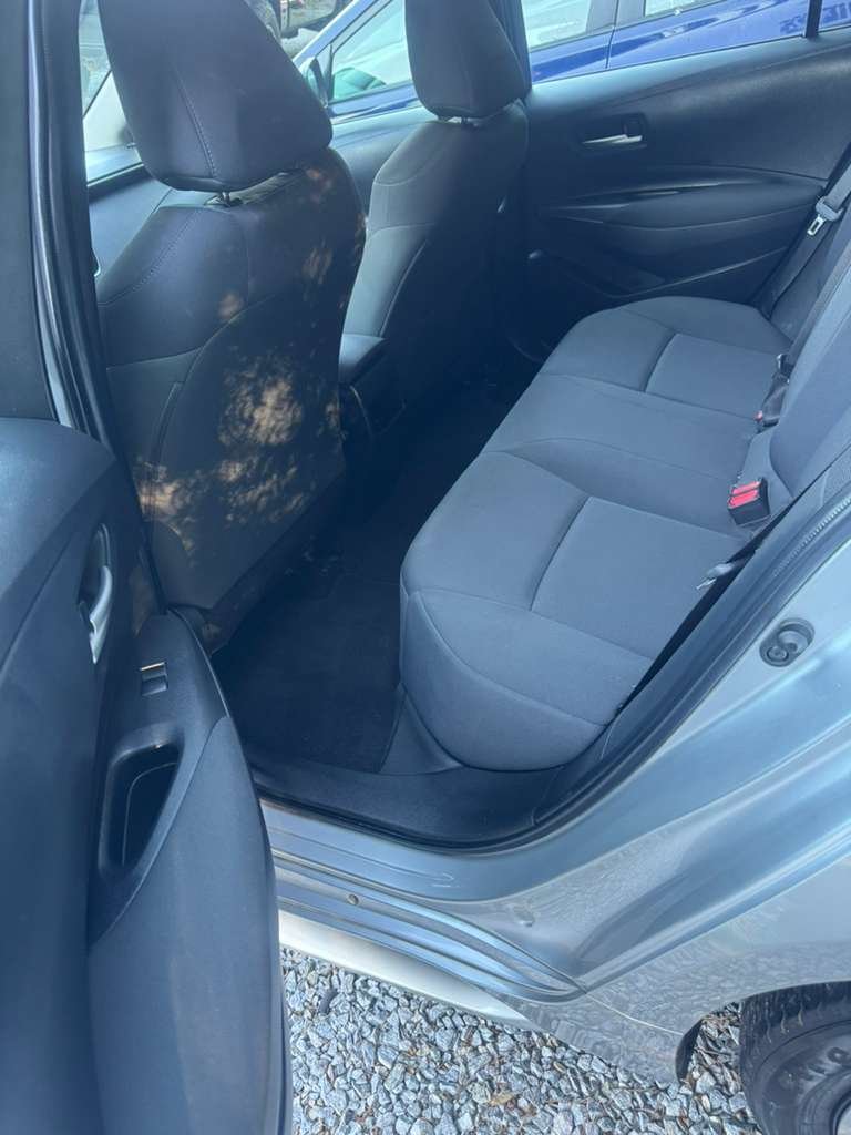 2021 Toyota Corolla LE - Photo 7