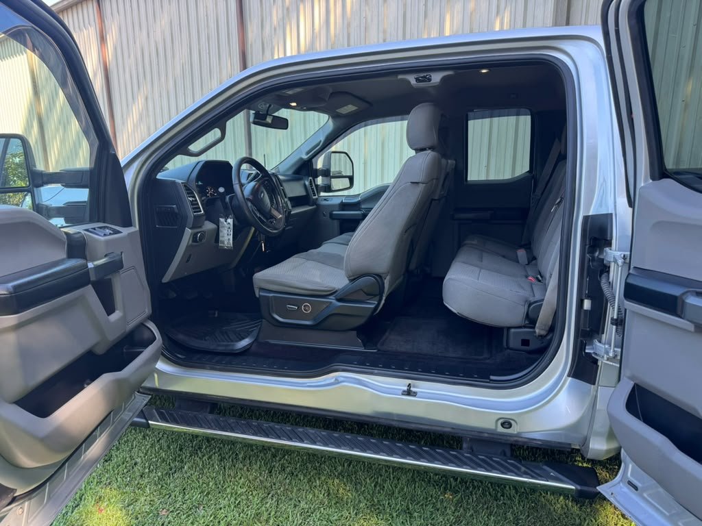 2017 Ford F-150 XLT - Photo 10