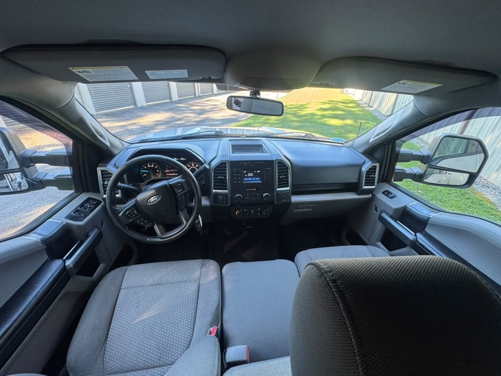 2017 Ford F-150 XLT - Photo 11