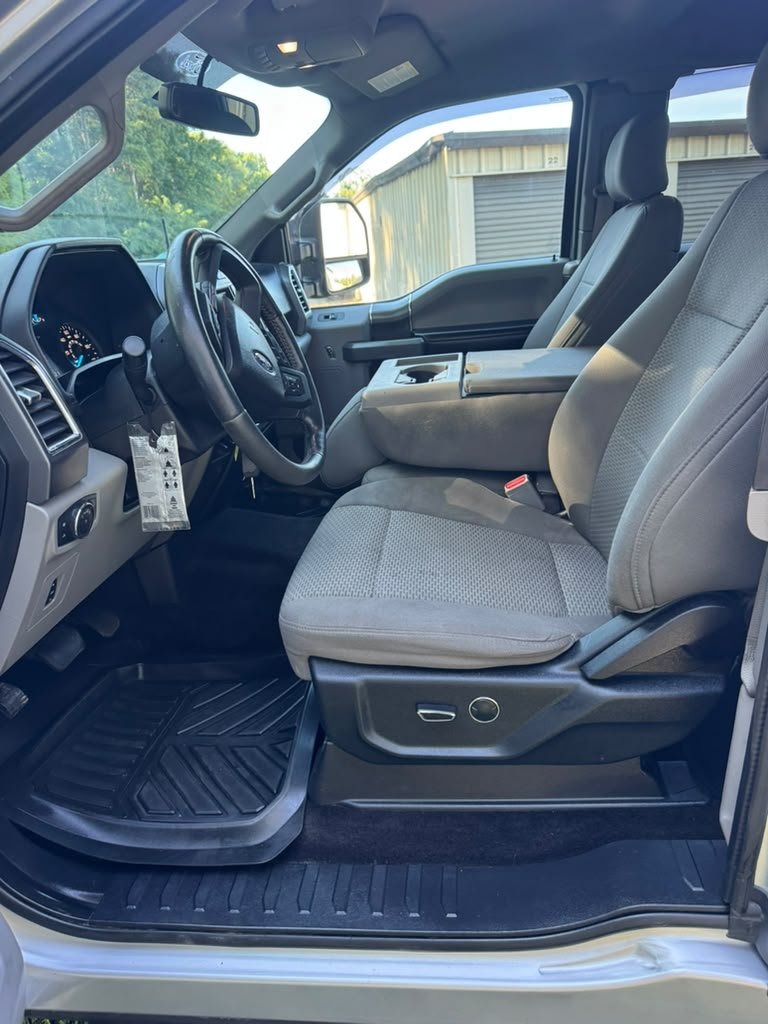 2017 Ford F-150 XLT - Photo 9